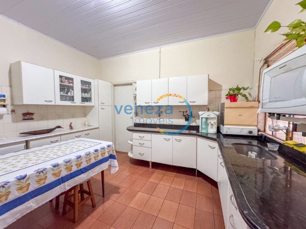 Casa Residencial para venda no bairro Milton Gavetti de Londrina - Foto 25