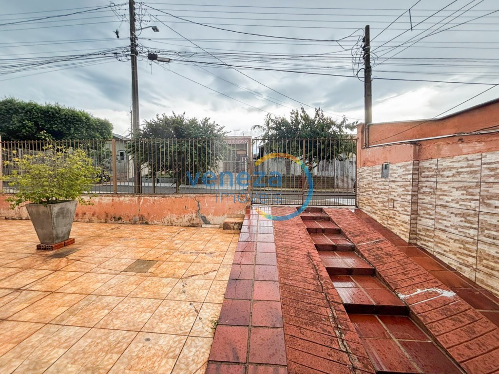 Casa Residencial para venda no bairro Milton Gavetti de Londrina - Foto 39