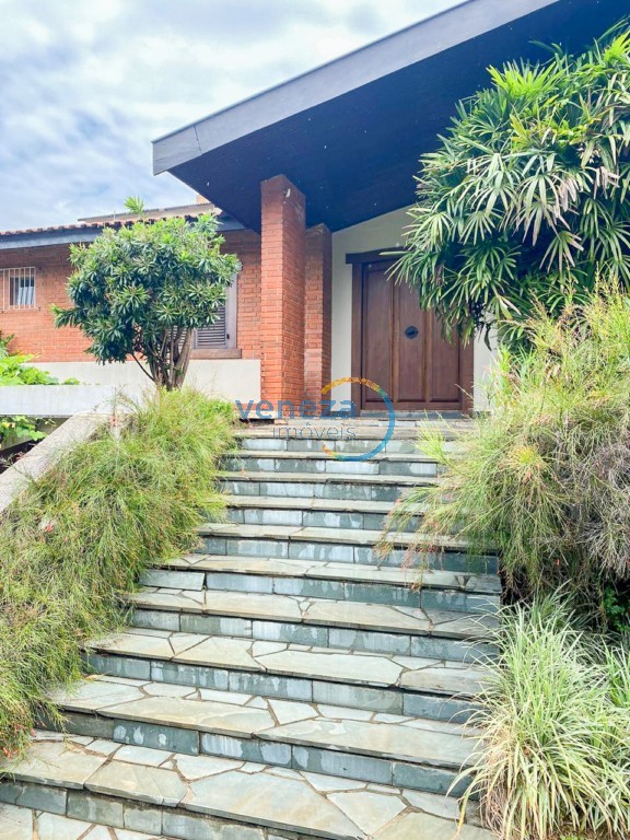 Casa Residencial para venda no bairro Quebec de Londrina - Foto 2