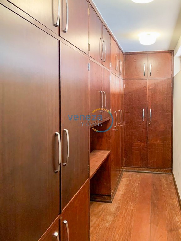 Casa Residencial para venda no bairro Quebec de Londrina - Foto 9