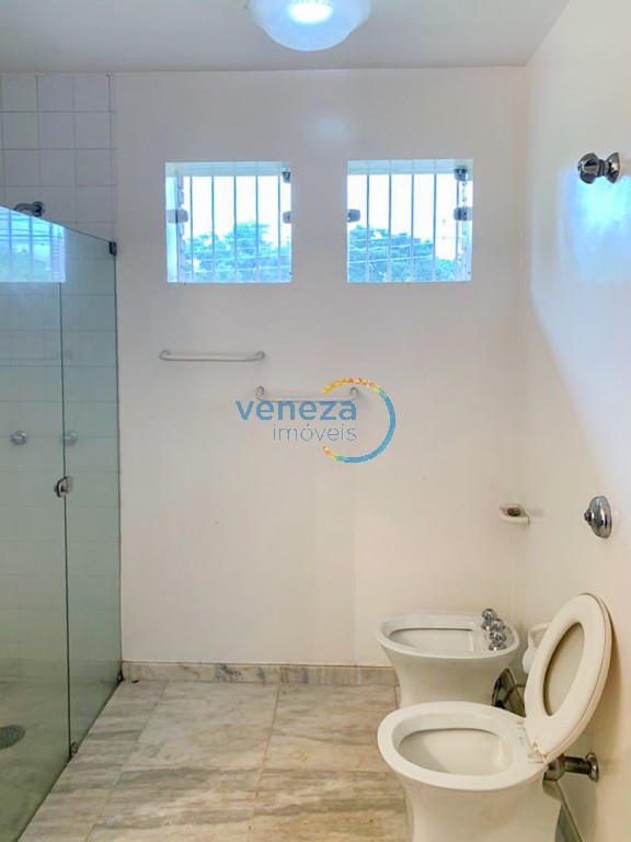 Casa Residencial para venda no bairro Quebec de Londrina - Foto 12