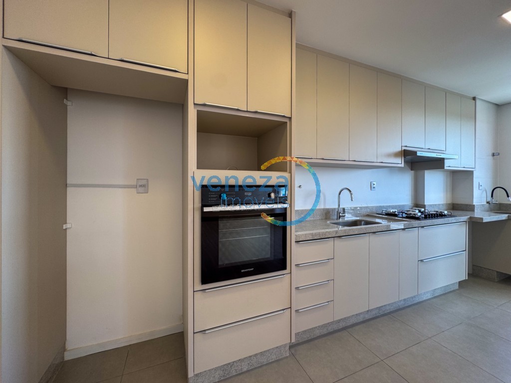 Apartamento à venda no bairro Terra Bonita de Londrina com 92m<sup>2</sup> útil, 2 quartos, 2 vagas de garagem