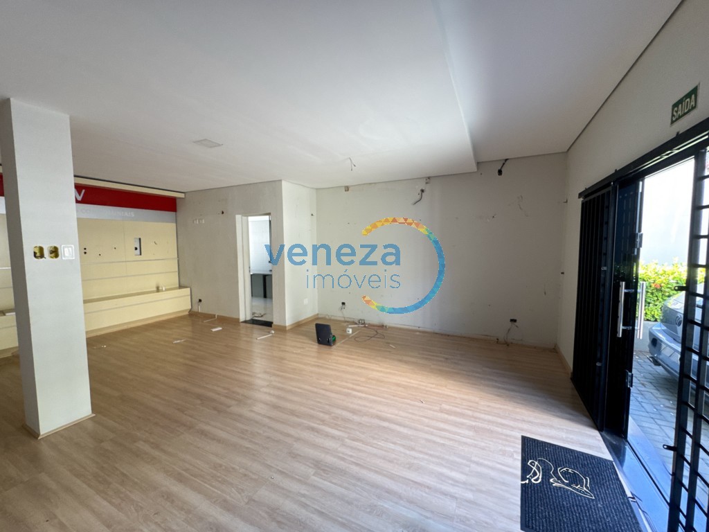 Casa Comercial à venda no bairro Centro de Londrina com 250m<sup>2</sup> útil, 1 vaga de garagem