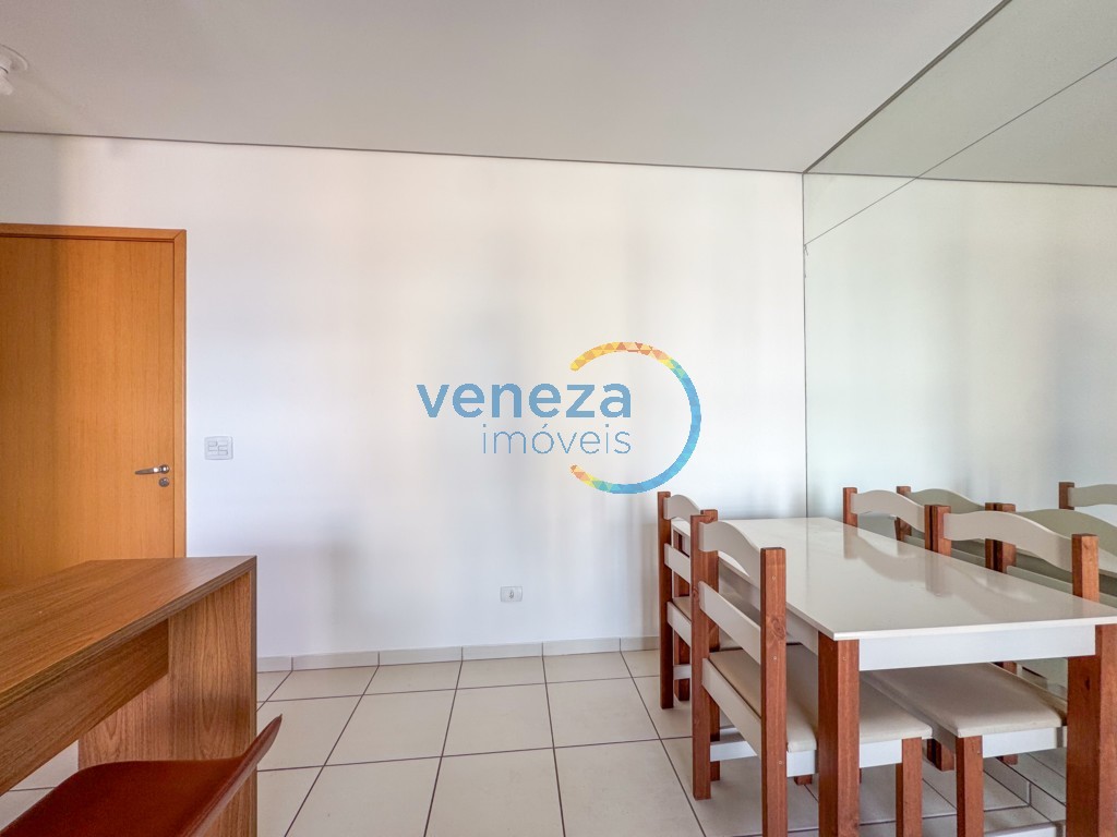 Apartamento para locação no bairro Centro de Londrina com 56.94m<sup>2</sup> útil, 2 quartos, 1 vaga de garagem