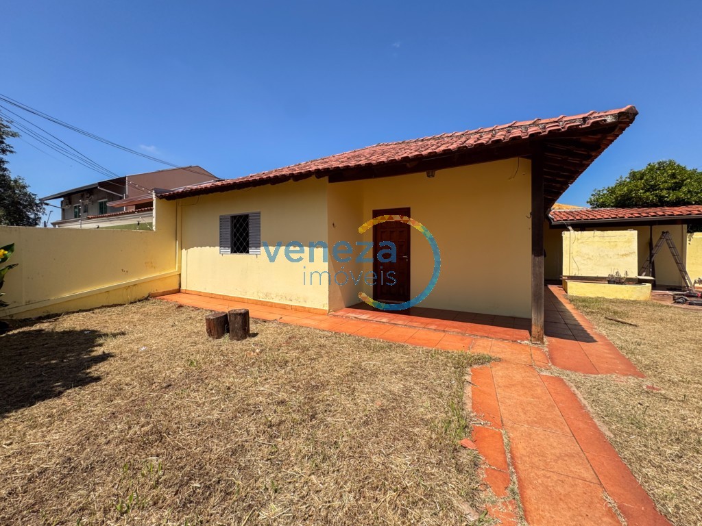 Casa Residencial para locacao no Antares em Londrina com 106m² por R$ 2.300,00  - Foto 3
