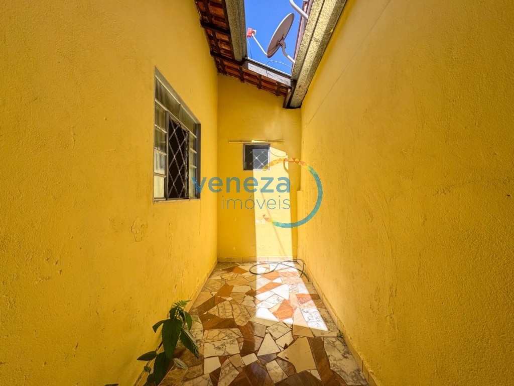 Casa Residencial para locação no bairro Antares de Londrina - Foto 31