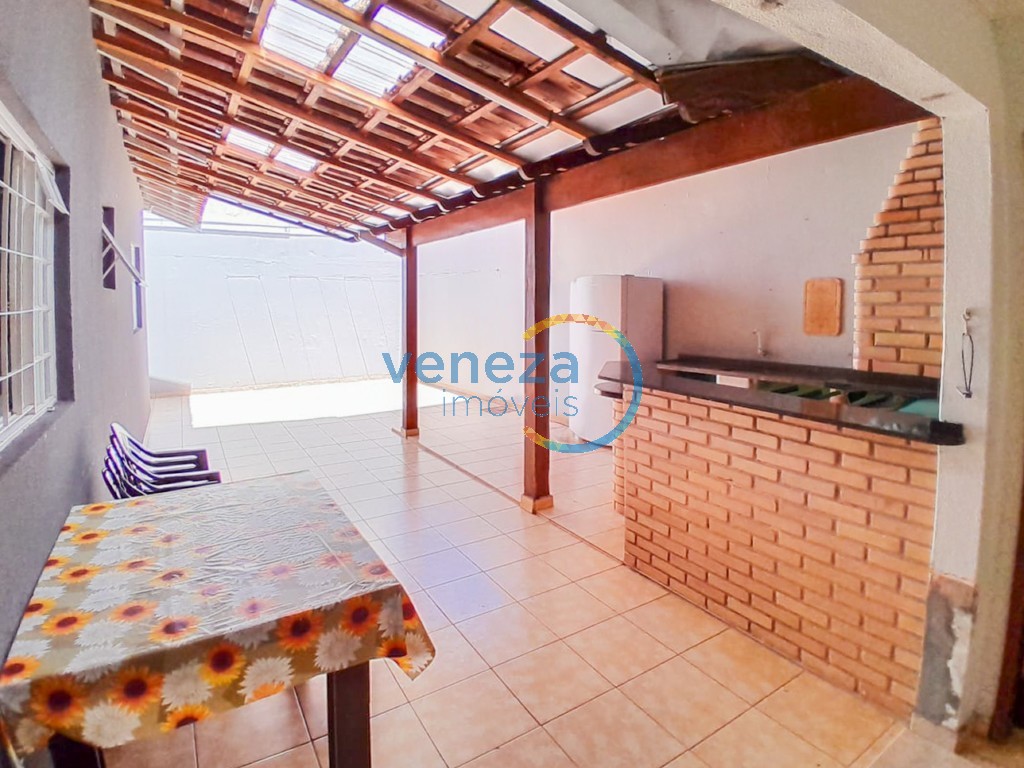 Casa Residencial para venda no bairro Aragarca de Londrina - Foto 9