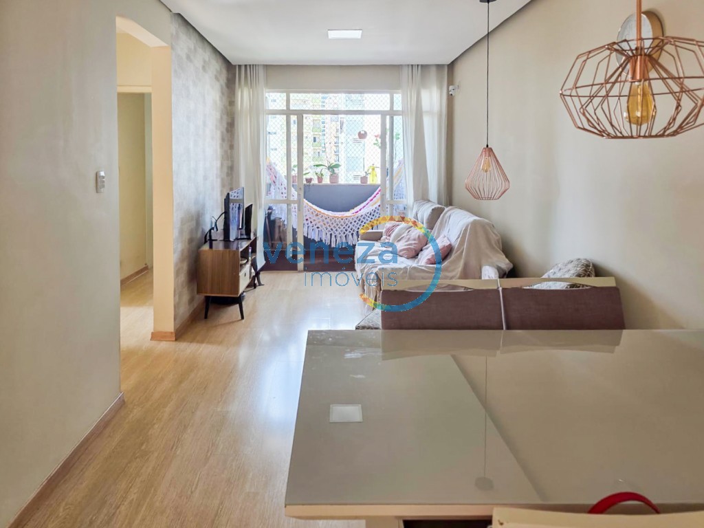 Apartamento para venda no Centro em Londrina com 105,39m² por R$ 390.000,00  - Foto 2