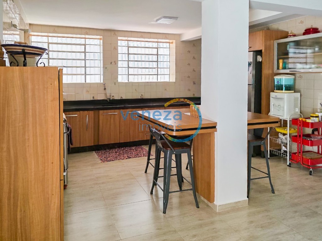 Casa Residencial para venda no bairro Andrade de Londrina - Foto 5