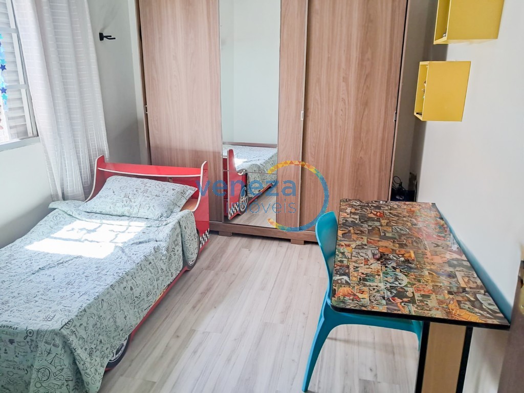 Casa Residencial para venda no bairro Andrade de Londrina - Foto 9