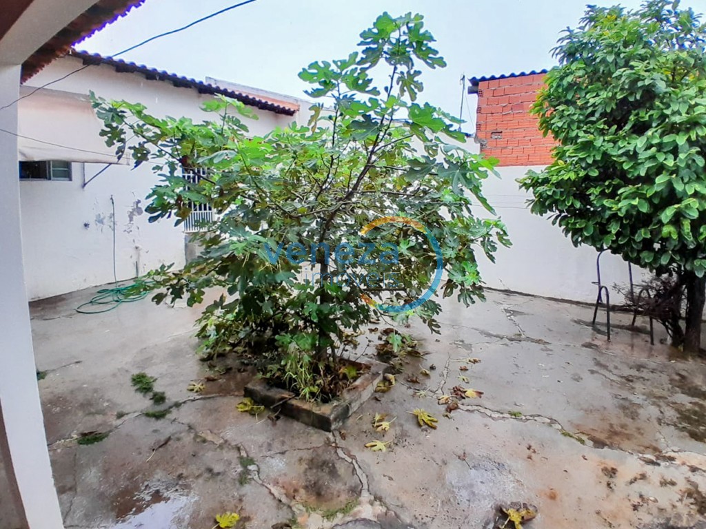 Casa Residencial para venda no bairro Carnascialli de Londrina - Foto 13