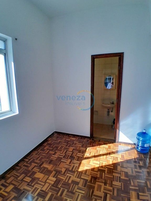 Apartamento para locação no bairro Centro de Londrina com 467.09m<sup>2</sup> útil, 5 quartos, 2 vagas de garagem - Foto 17