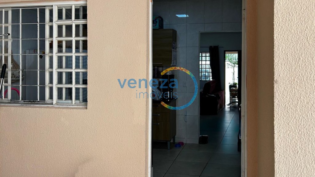 Casa Residencial para venda no bairro Portuguesa de Londrina - Foto 11