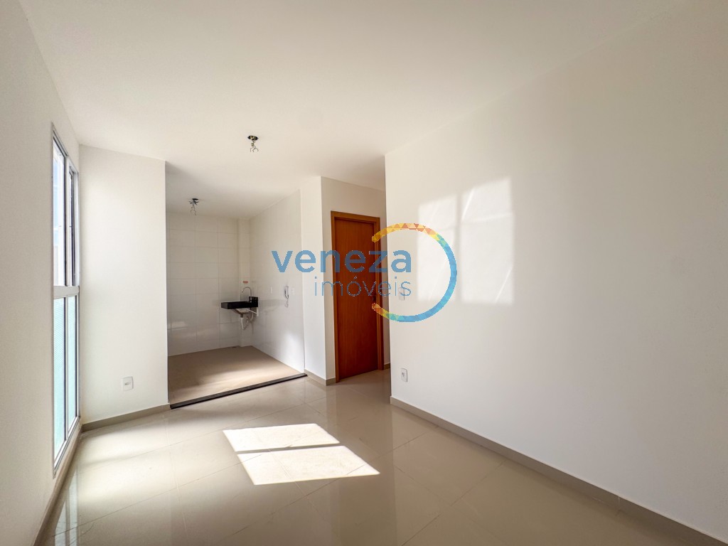 Apartamento para venda no Acquaville em Londrina com 77,68m² por R$ 190.000,00 - Foto 2