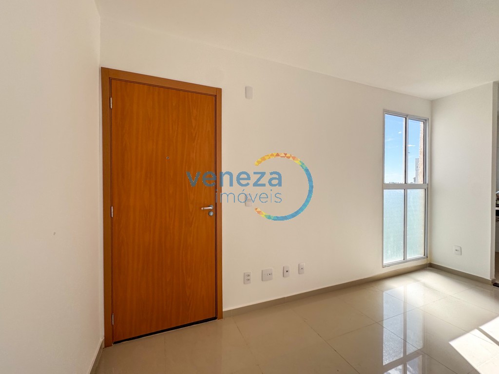 Apartamento para venda no Acquaville em Londrina com 77,68m² por R$ 190.000,00 - Foto 3