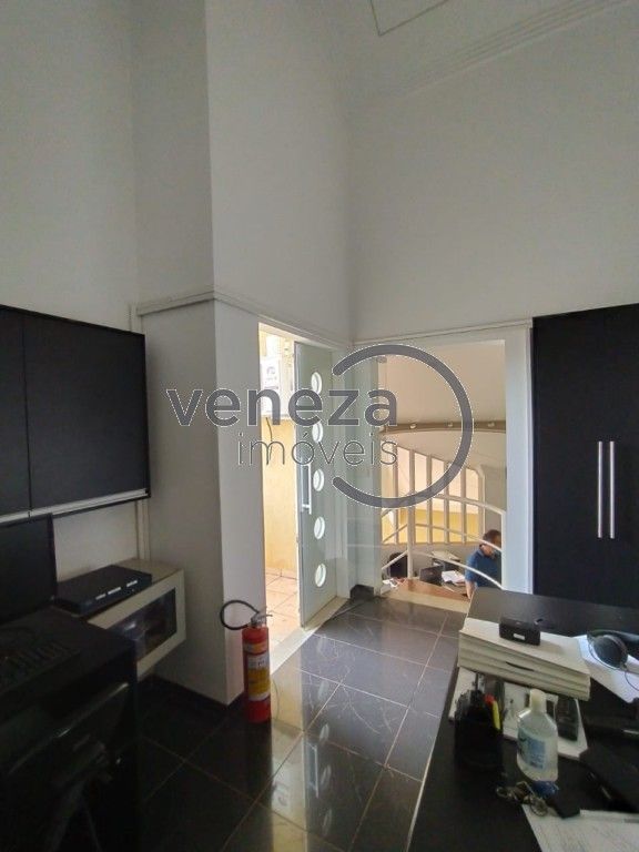 Casa Residencial para venda no bairro Parque Residencial Alcant de Londrina - Foto 9