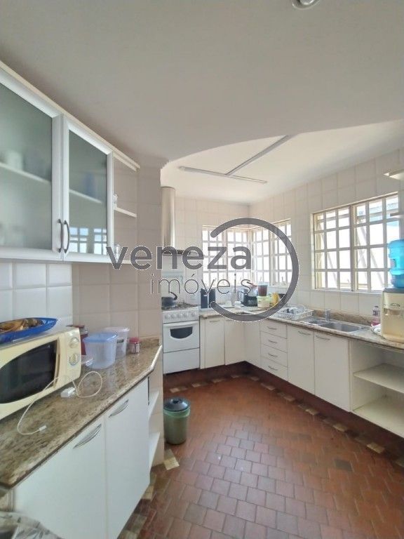 Casa Residencial para venda no bairro Parque Residencial Alcant de Londrina - Foto 14