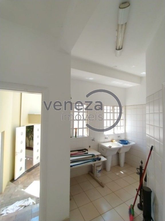 Casa Residencial para venda no bairro Parque Residencial Alcant de Londrina - Foto 15