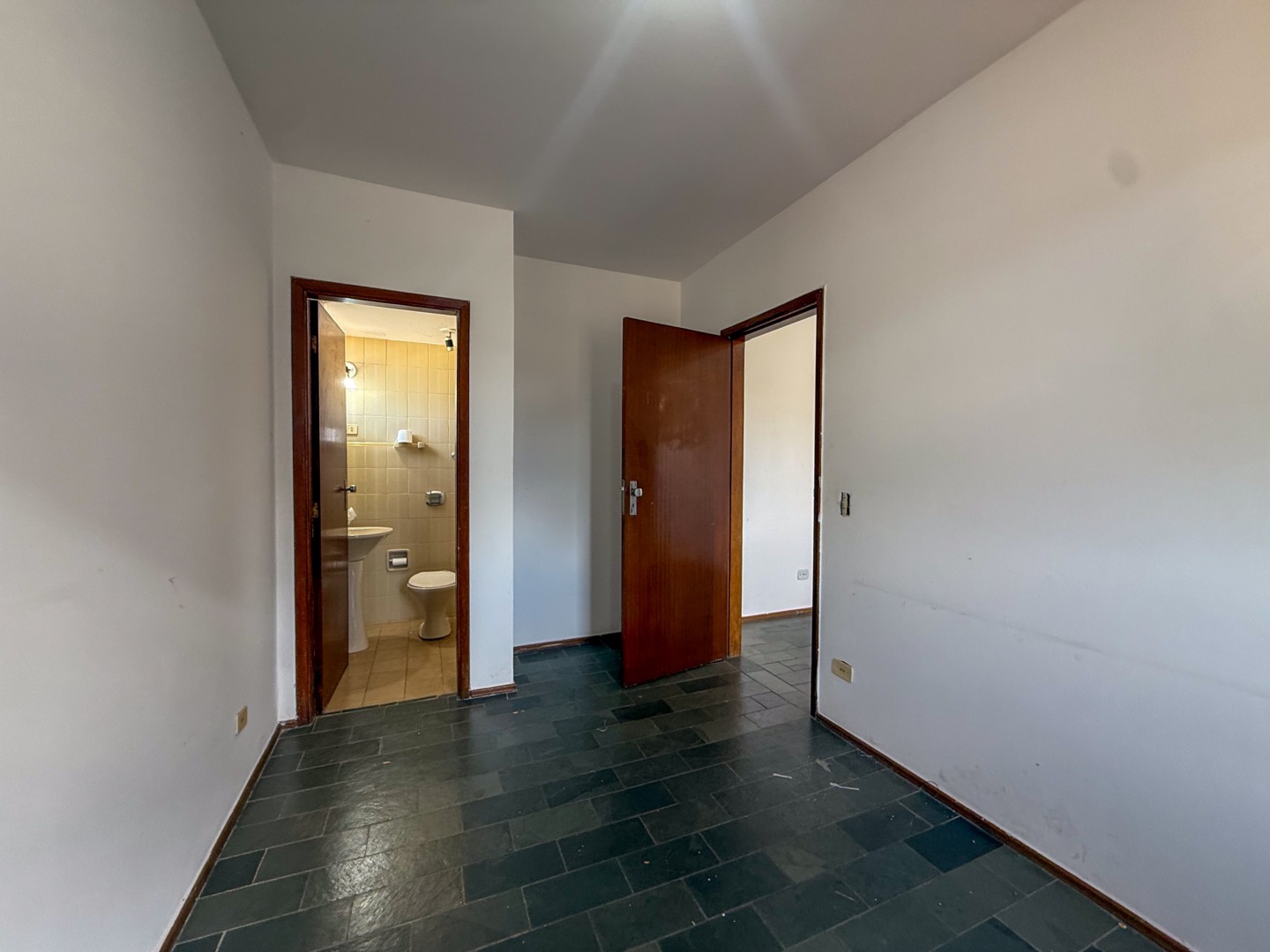 Apartamento para locação no bairro Centro de Londrina - Foto 9