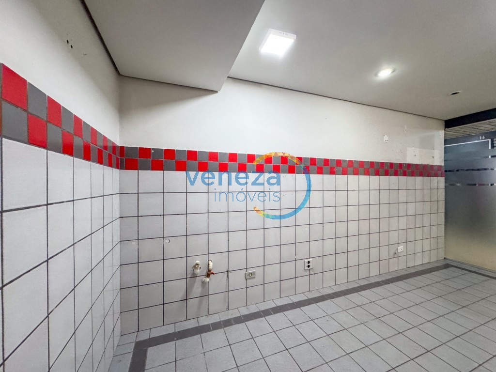 Salão-loja para locação no bairro Centro de Londrina - Foto 11