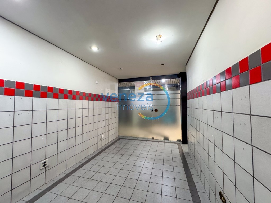 Salão-loja para locação no bairro Centro de Londrina - Foto 13