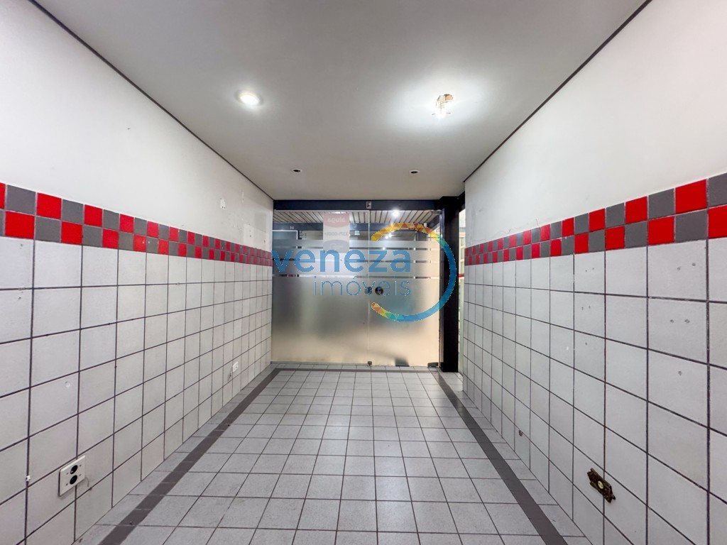 Salão-loja para locação no bairro Centro de Londrina - Foto 14