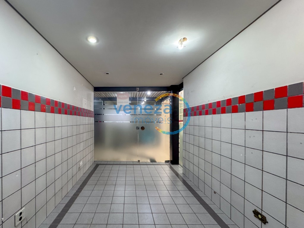 Salão-loja para locação no bairro Centro de Londrina - Foto 18