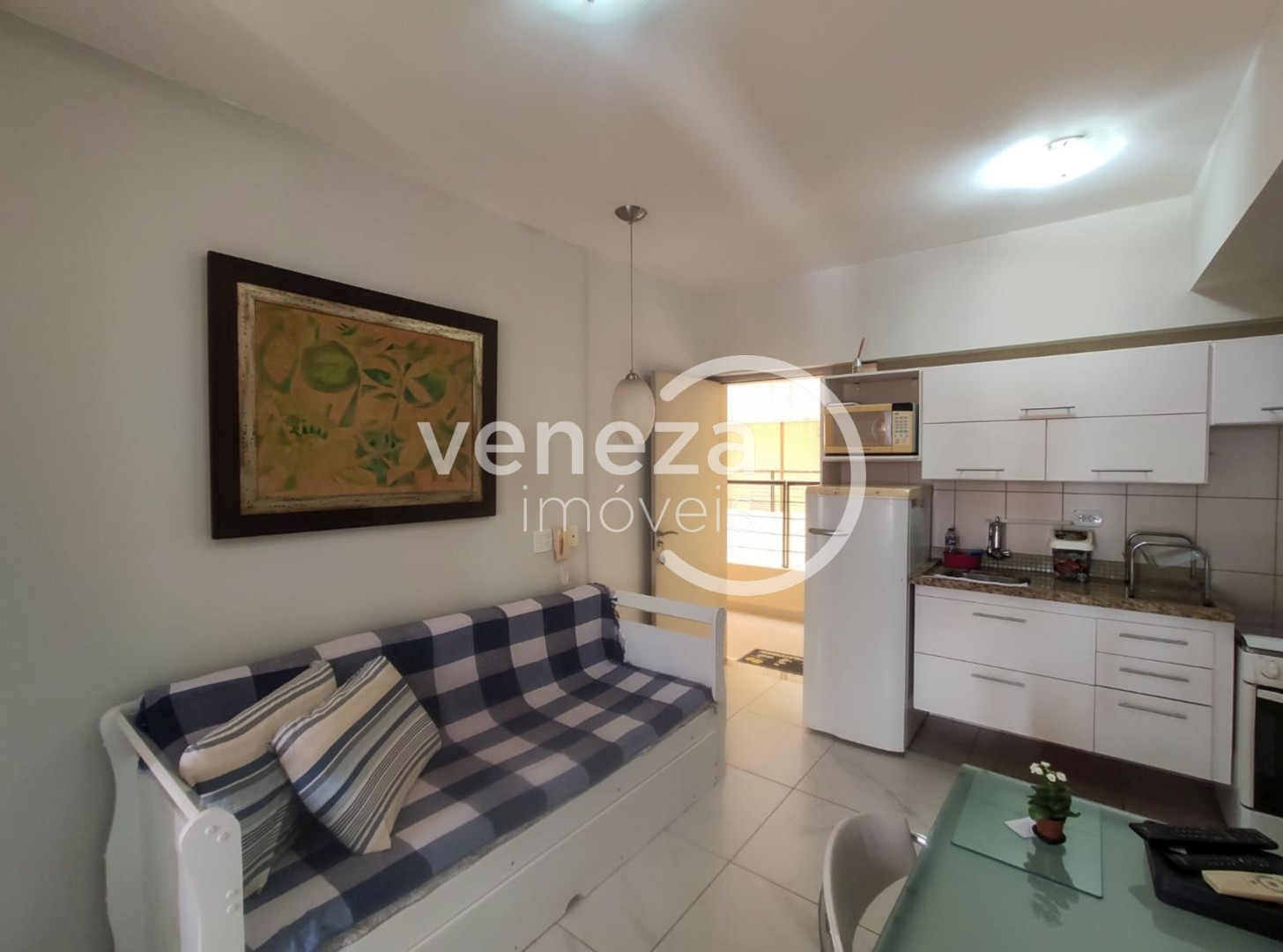 Apartamento para locacao no Centro em Londrina com 55m² por R$ 1.600