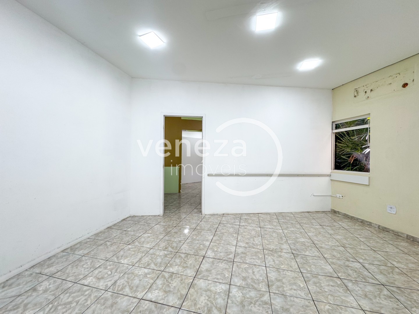 Salão-loja para locação no bairro Vila Ipiranga de Londrina - Foto 19