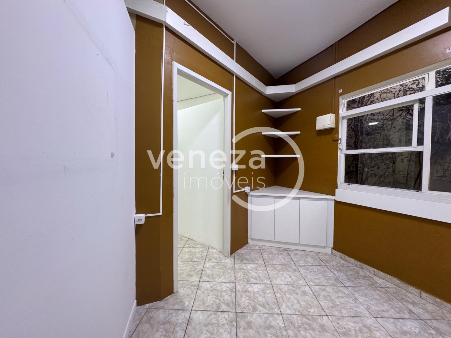 Salão-loja para locação no bairro Vila Ipiranga de Londrina - Foto 24