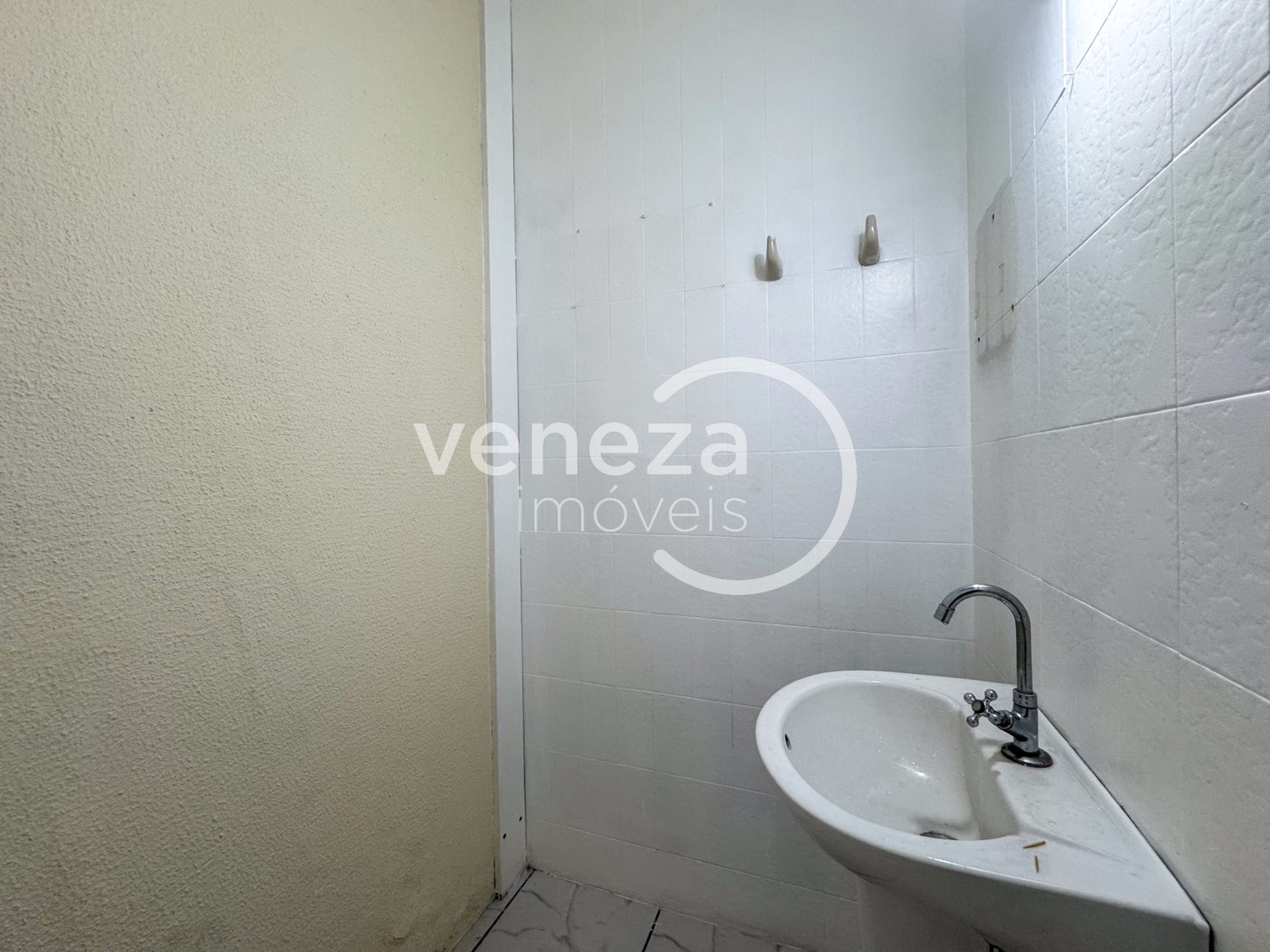 Salão-loja para locação no bairro Vila Ipiranga de Londrina - Foto 34