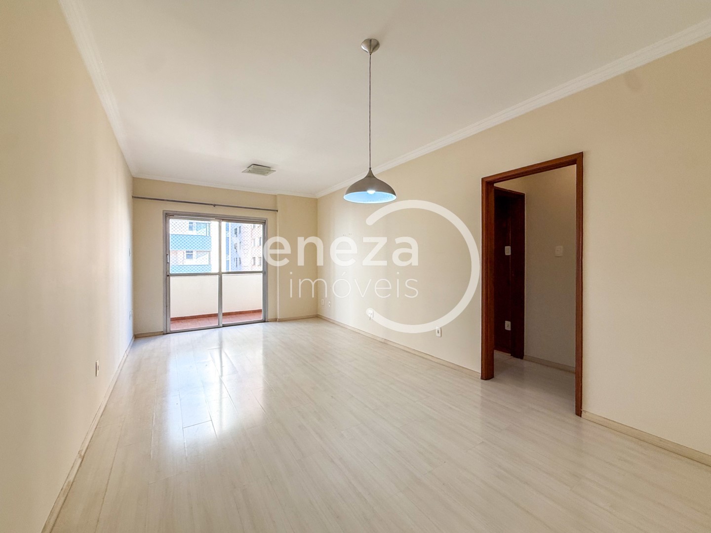 Apartamento para locacao no Centro em Londrina com 109,08m² por R$ 1.650  - Foto 2