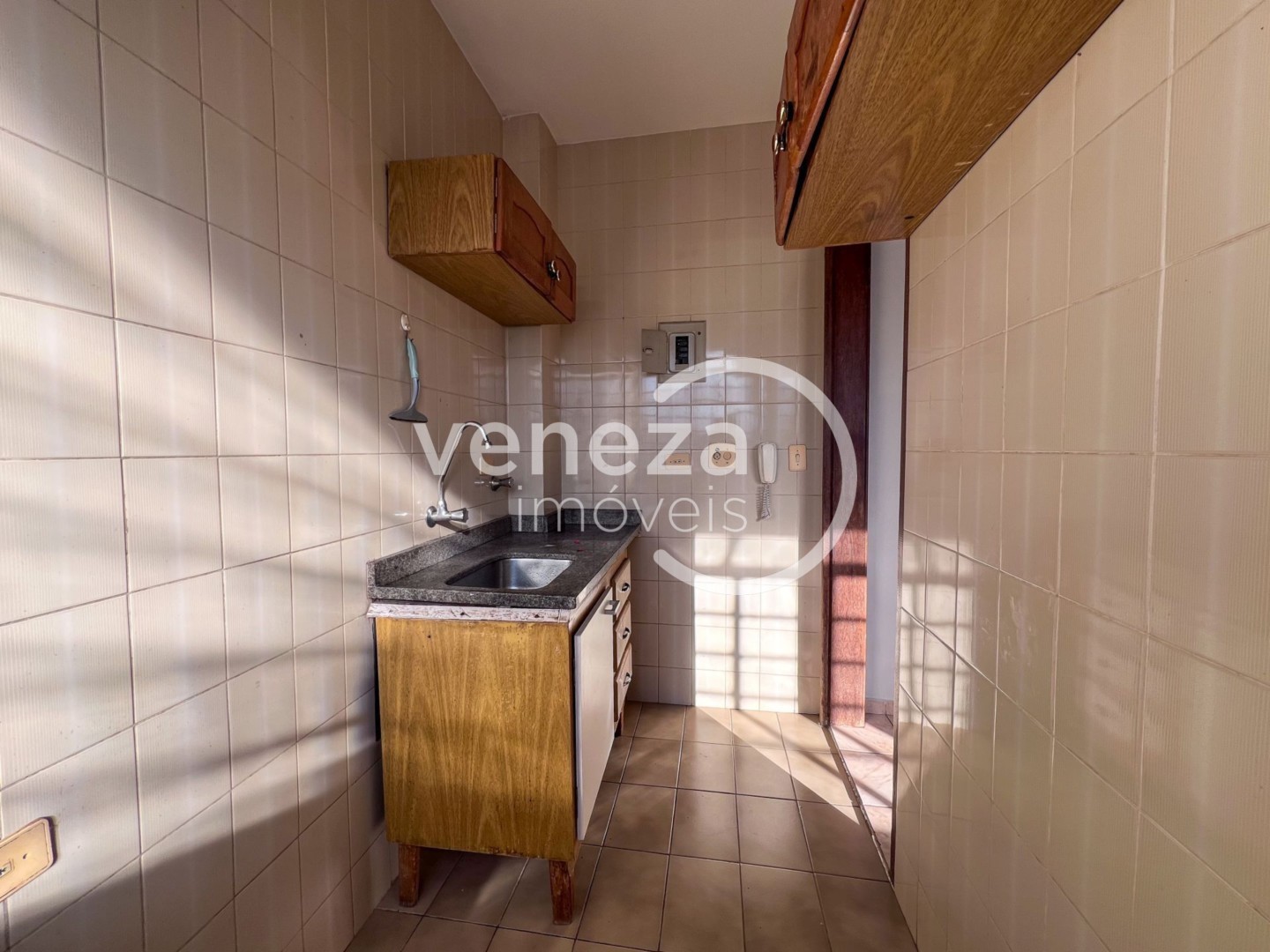 Apartamento para locação no bairro Centro de Londrina - Foto 6