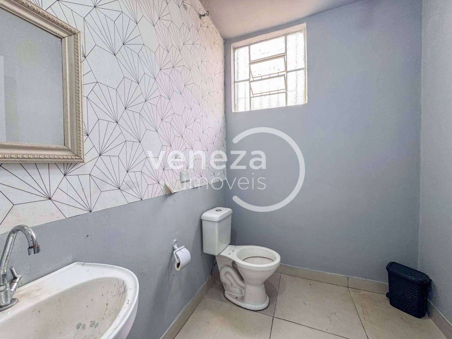 Salão-loja para locação no bairro Antares de Londrina - Foto 21