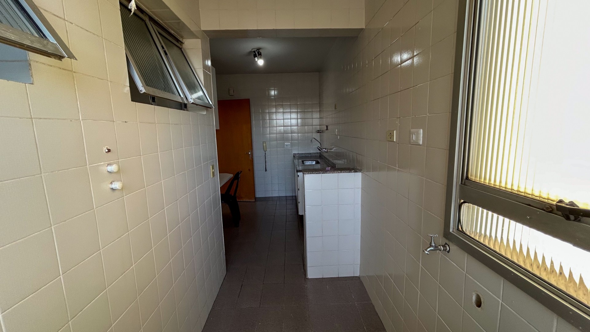 Apartamento para locação no bairro Centro de Londrina - Foto 15
