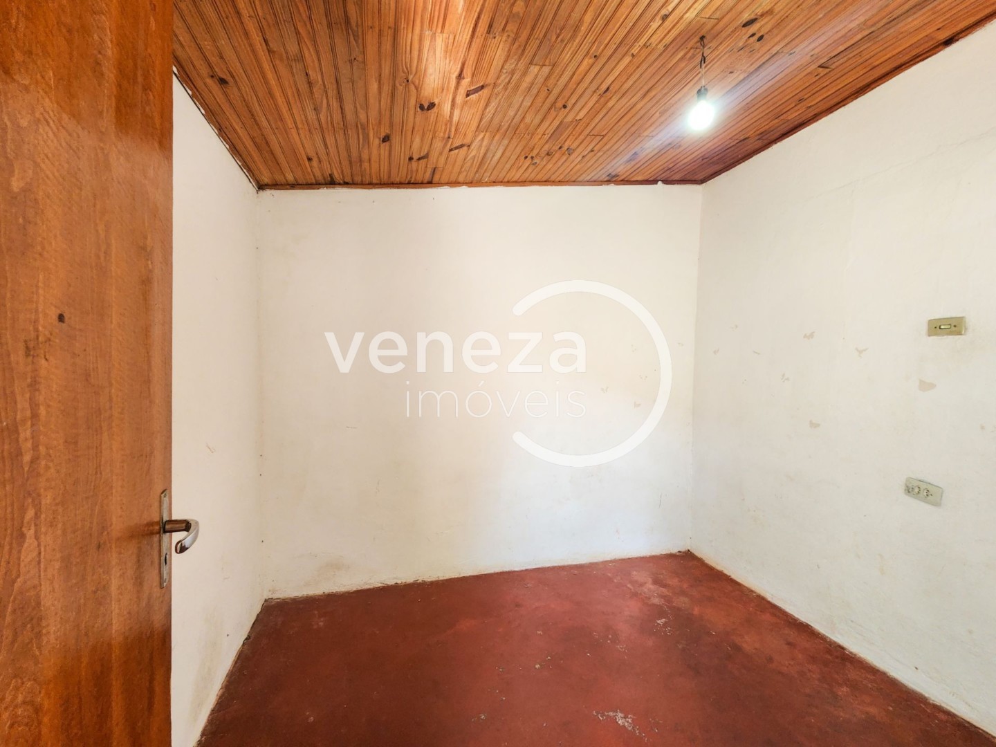 Casa Residencial para locacao no Piza em Londrina com 60m² por R$ 895