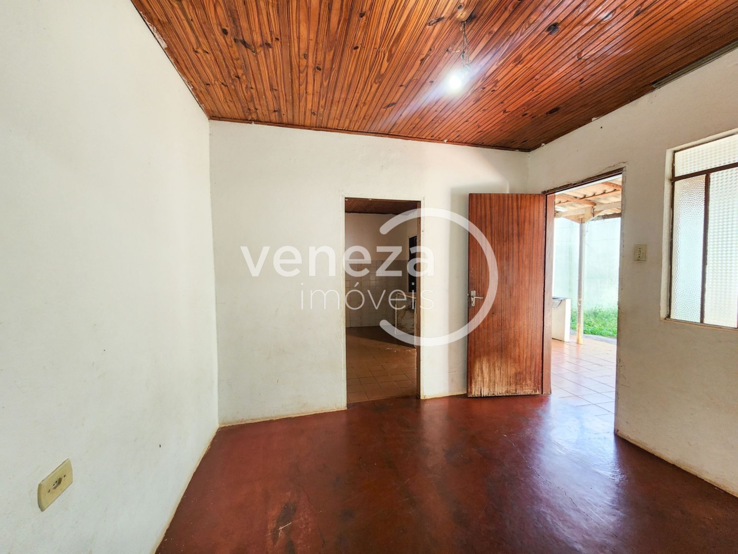 Casa Residencial para locação no bairro Piza de Londrina - Foto 4