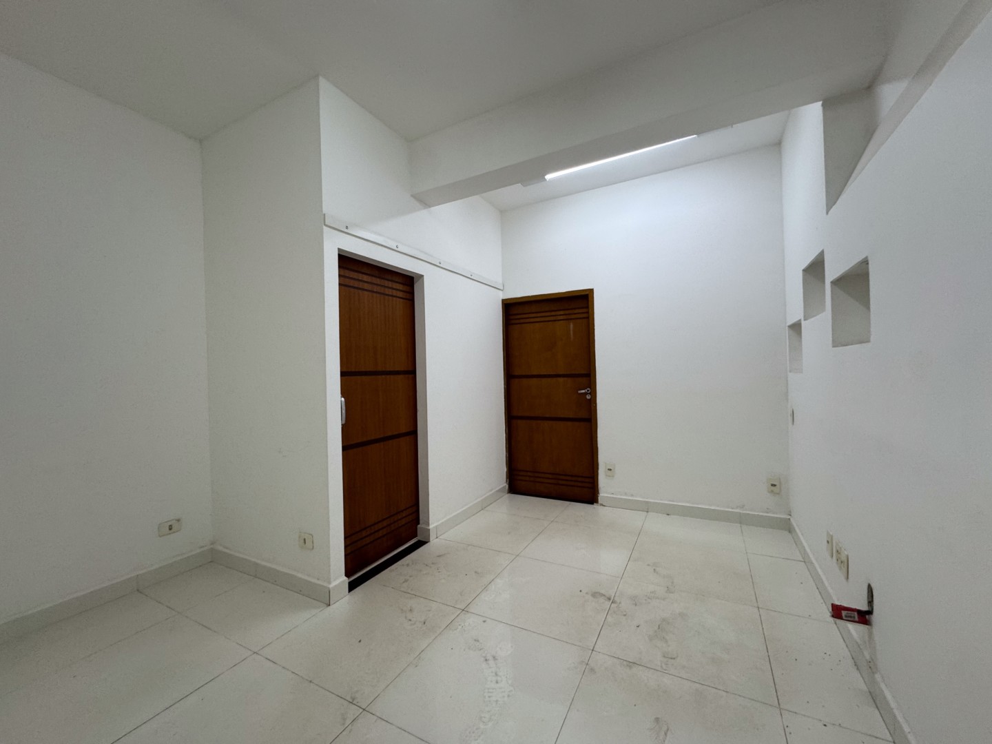 Sala para locacao no Londrilar em Londrina com 130m² por R$ 1.650 - Foto 3