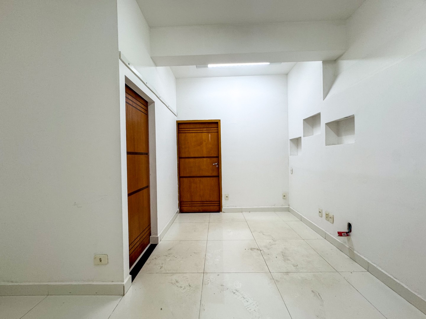 Sala para locação no bairro Londrilar de Londrina - Foto 4