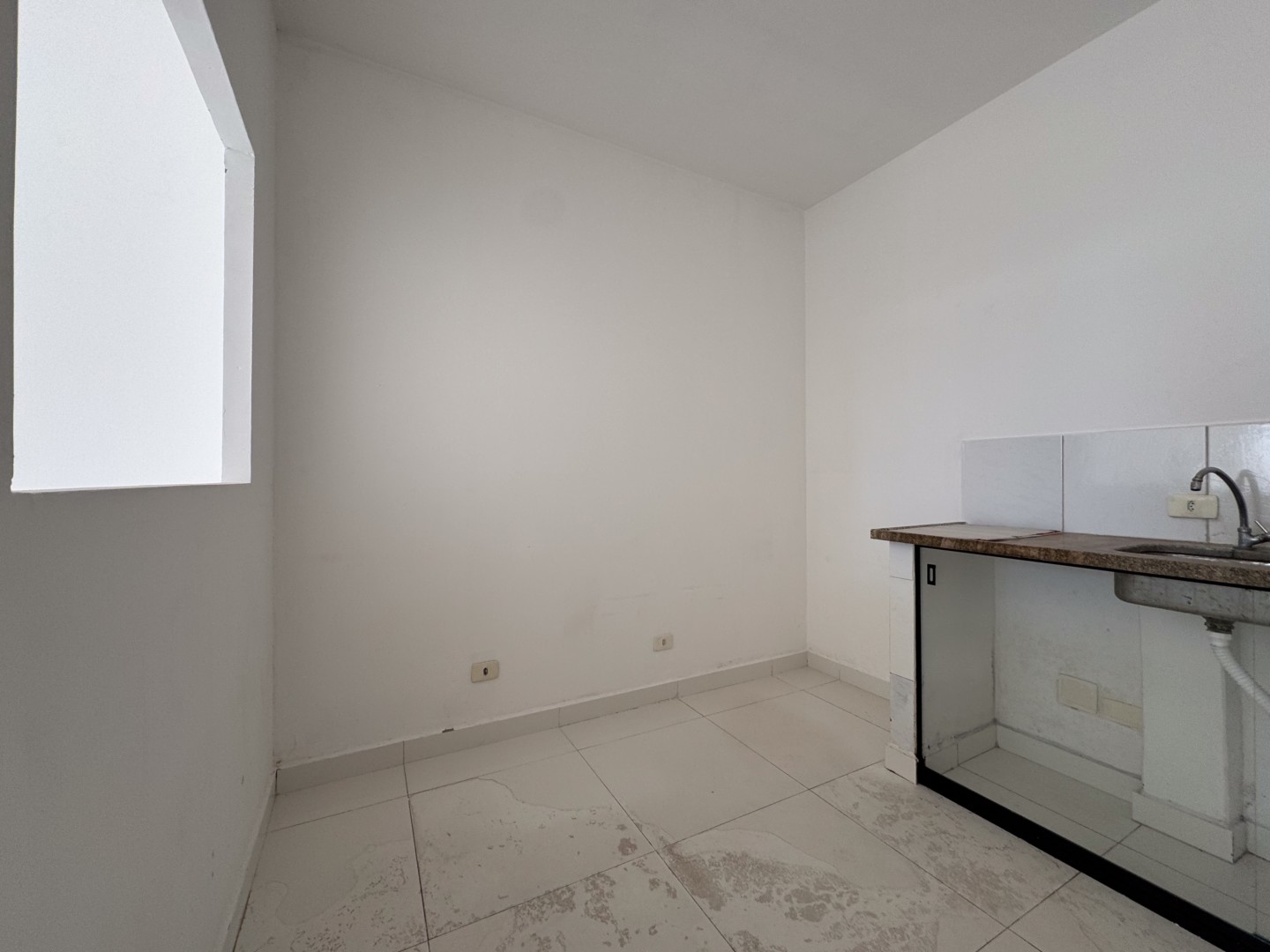 Sala para locação no bairro Londrilar de Londrina - Foto 14