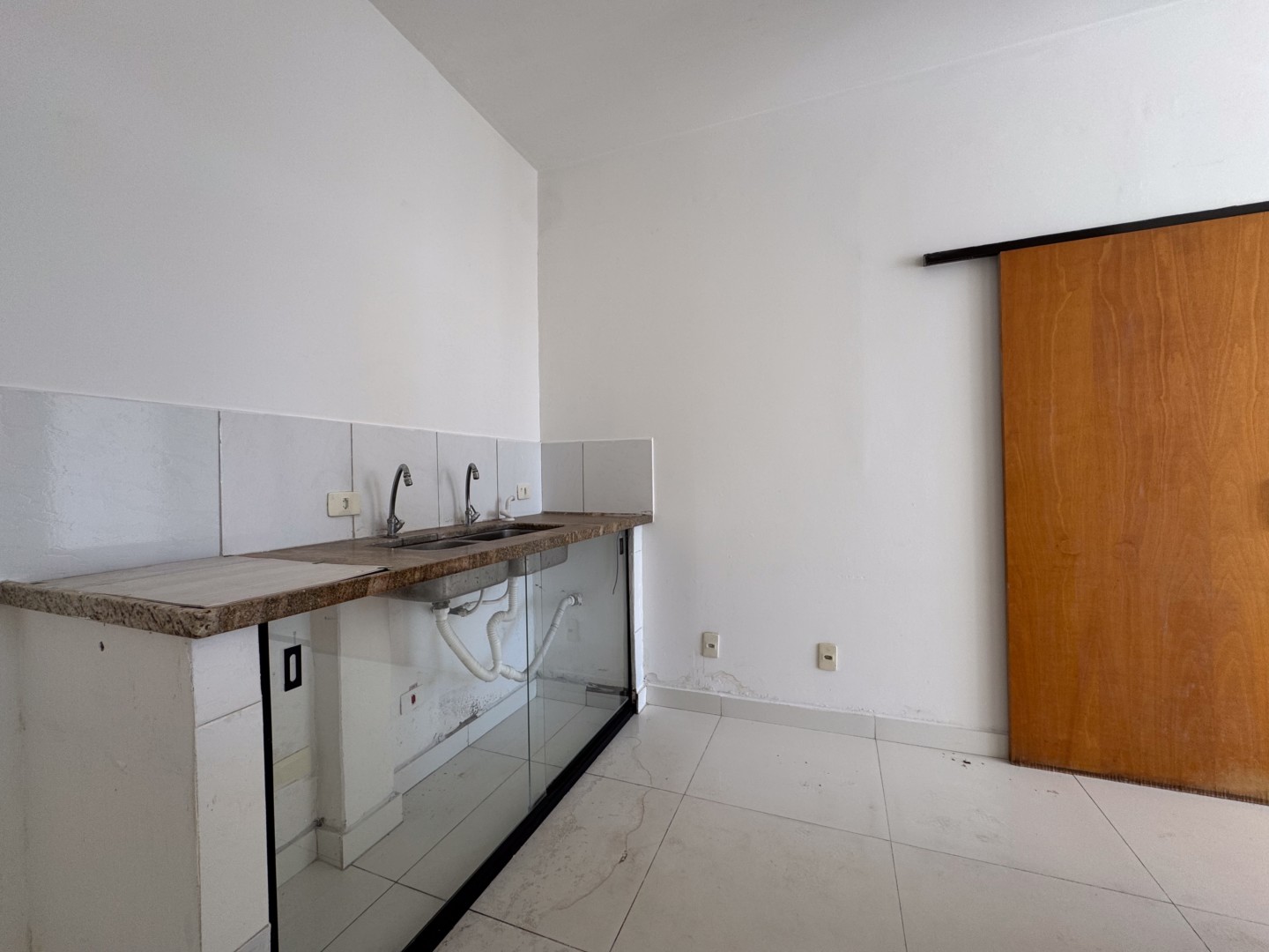 Sala para locação no bairro Londrilar de Londrina - Foto 16
