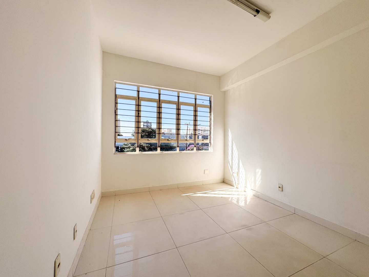 Sala para locação no bairro Londrilar de Londrina - Foto 21
