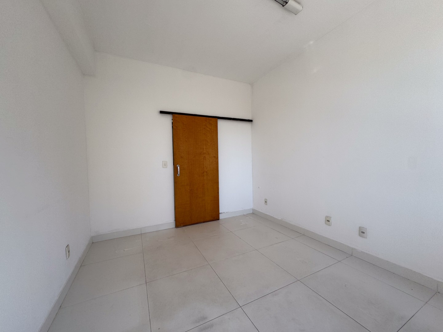 Sala para locação no bairro Londrilar de Londrina - Foto 23