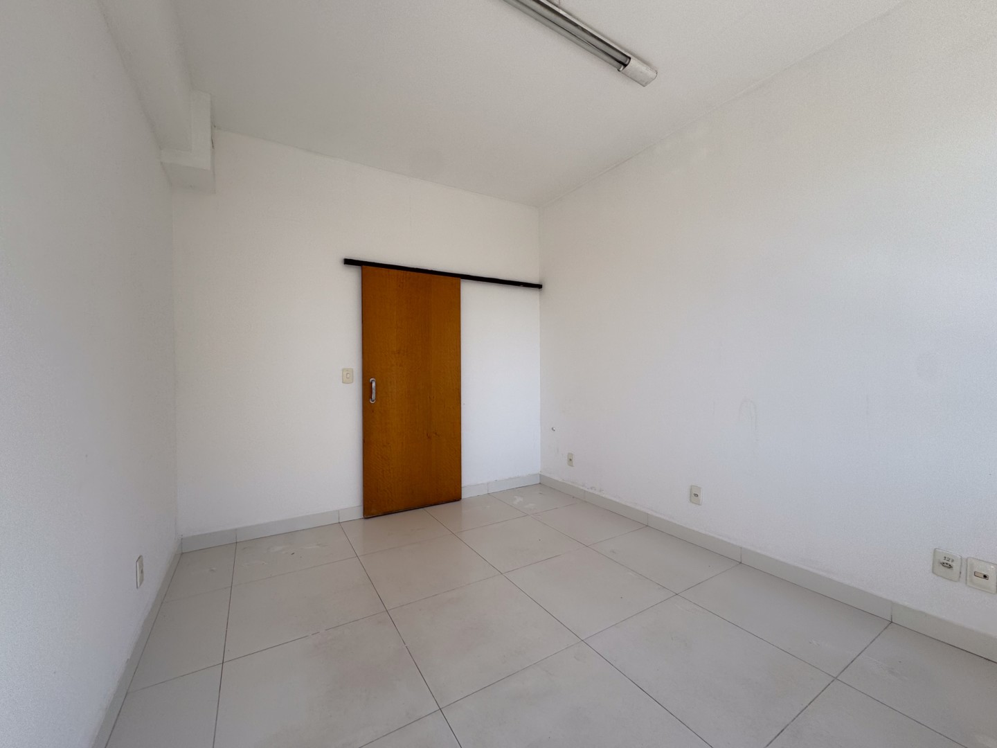 Sala para locação no bairro Londrilar de Londrina - Foto 28