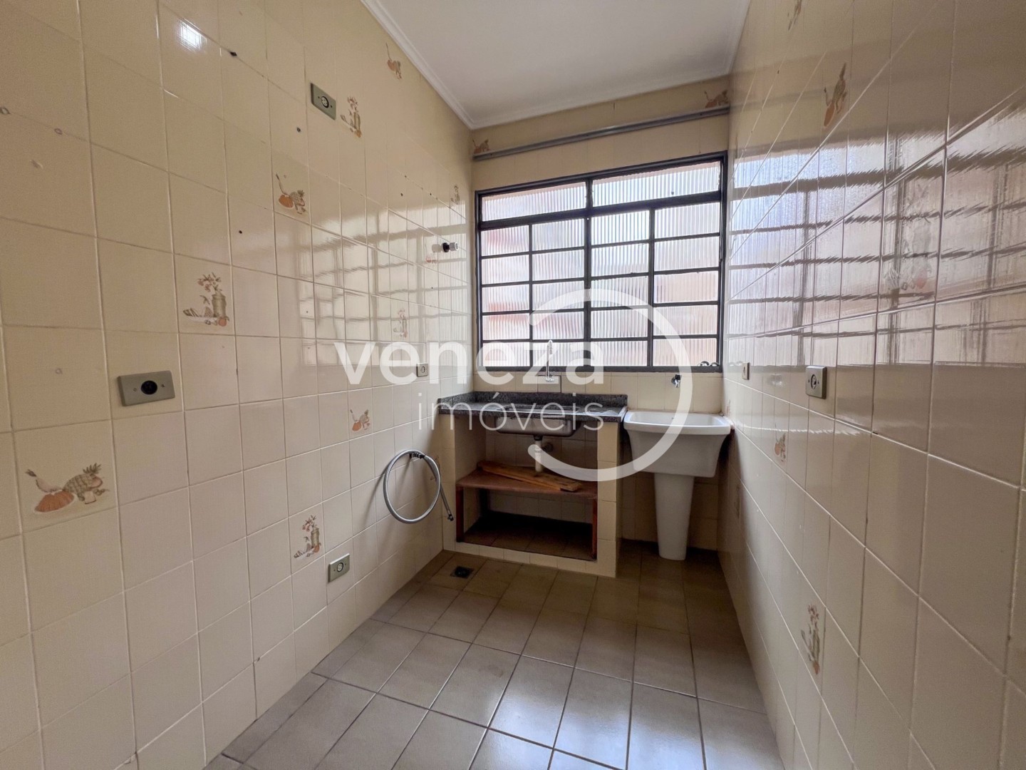 Apartamento para locação no bairro Centro de Londrina - Foto 6