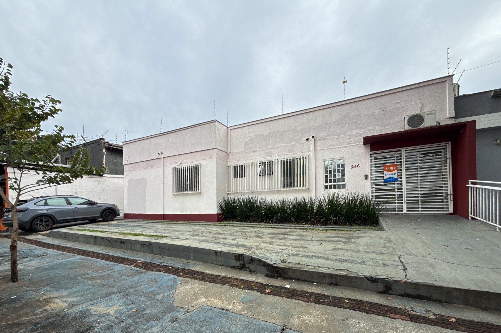 Sala/Conjunto Comercial para alugar em Vila Ipiranga, Londrina — Portal Chave Fácil