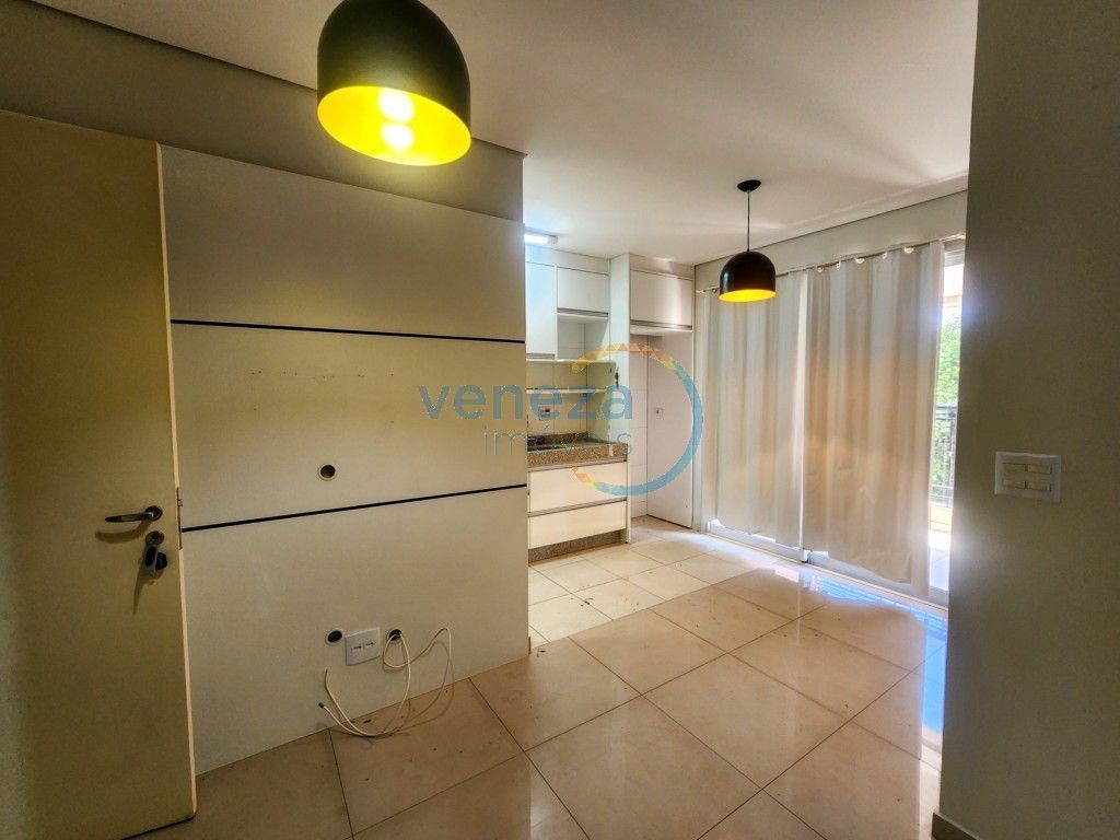 Apartamento para locacao no Centro em Londrina com 84,78m² por R$ 2.787,50