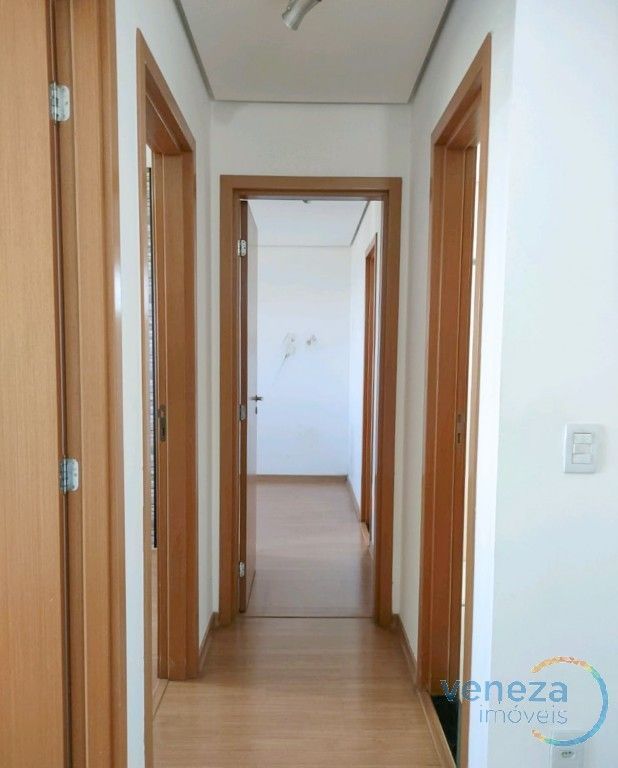 Apartamento para locação no bairro Gleba Palhano de Londrina com 75m<sup>2</sup> útil, 3 quartos, 1 vaga de garagem