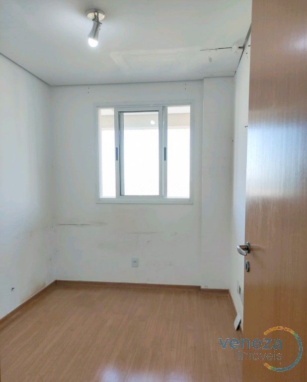 Apartamento para locação no bairro Gleba Palhano de Londrina com 75m<sup>2</sup> útil, 3 quartos, 1 vaga de garagem