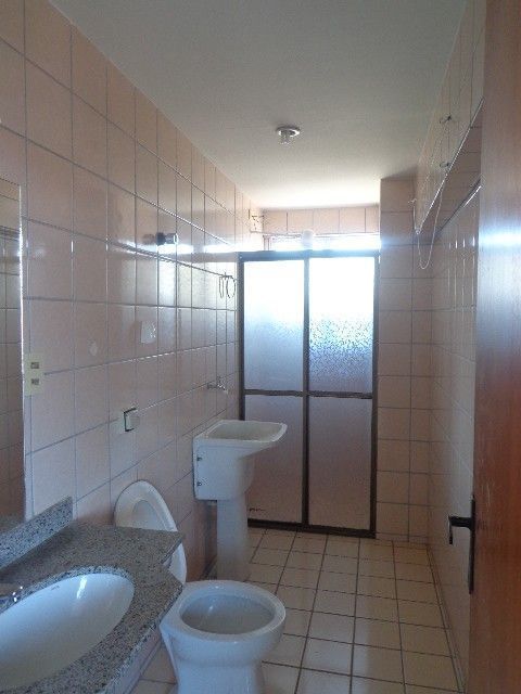Apartamento para venda no bairro Centro de Londrina - Foto 4